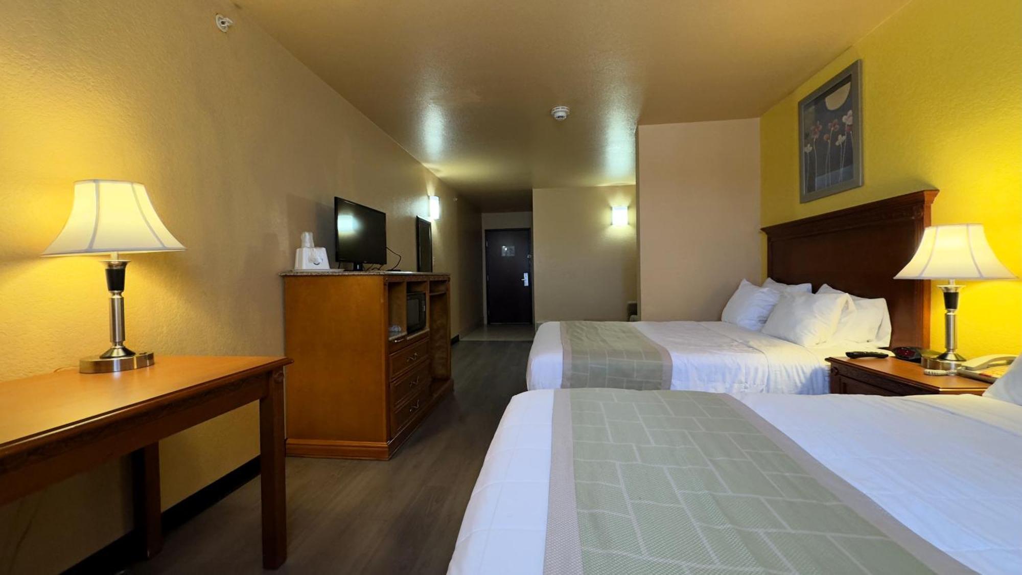 Quality Inn & Suites Mcalester On Hwy 69 & Us 75 Buitenkant foto